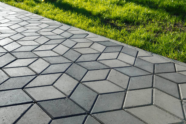 Best Commercial Driveway Paving in North Charleroi, PA